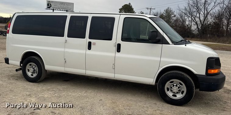 image for item EN0895 2016 Chevrolet Express 3500 Van