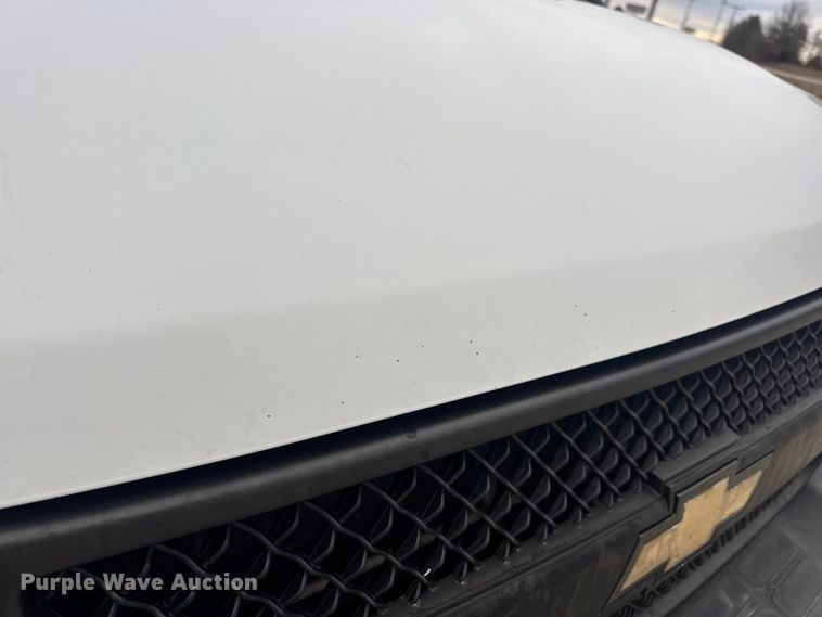 image for item EN0895 2016 Chevrolet Express 3500 Van