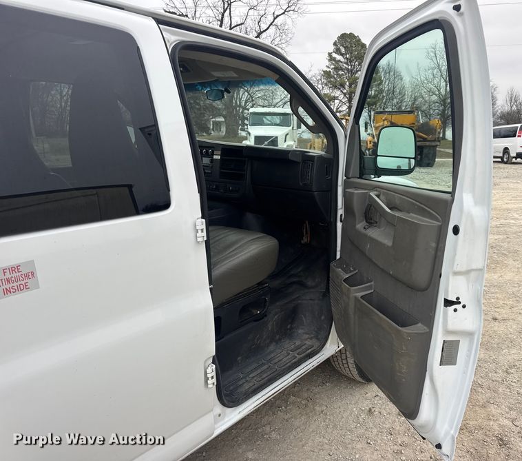 image for item EN0895 2016 Chevrolet Express 3500 Van