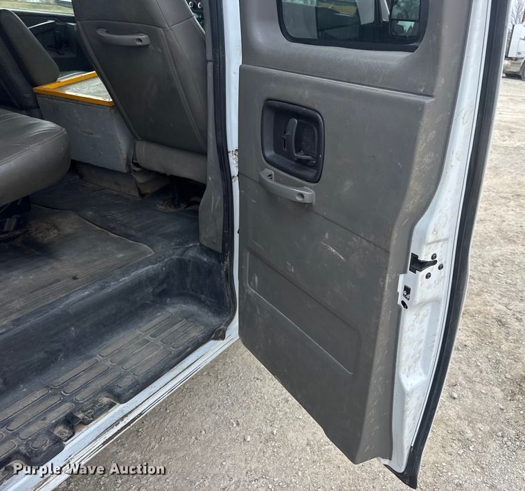 image for item EN0895 2016 Chevrolet Express 3500 Van