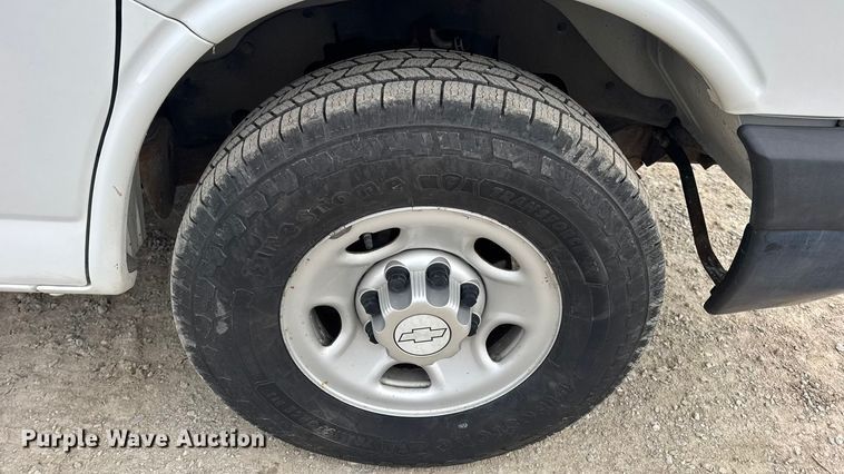 image for item EN0895 2016 Chevrolet Express 3500 Van
