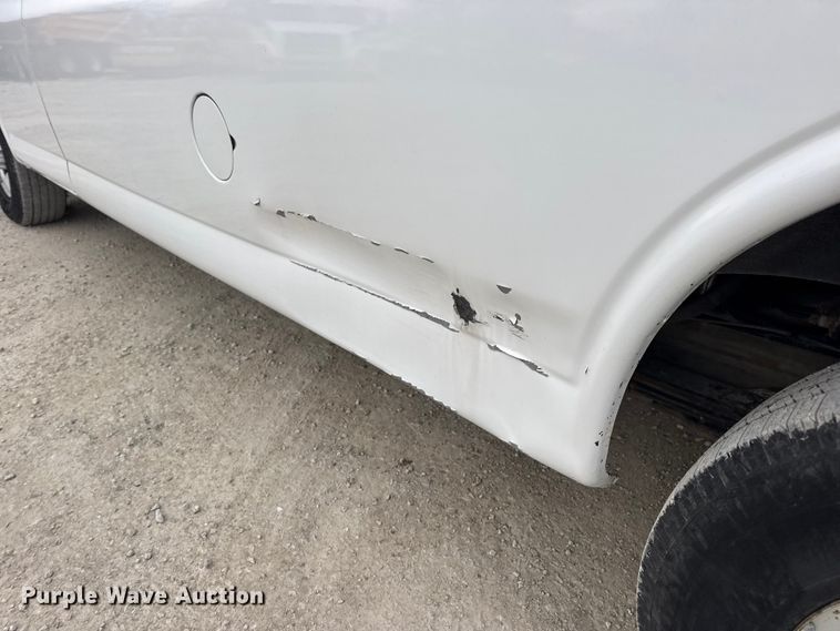 image for item EN0896 2015 Chevrolet Express 3500 van