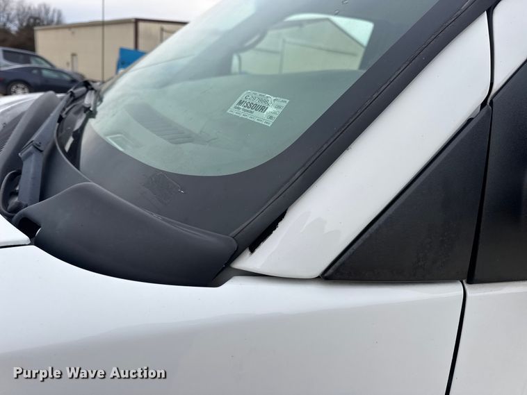 image for item EN0896 2015 Chevrolet Express 3500 van