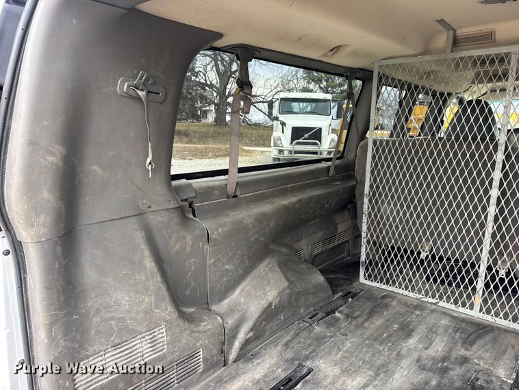 image for item EN0896 2015 Chevrolet Express 3500 van