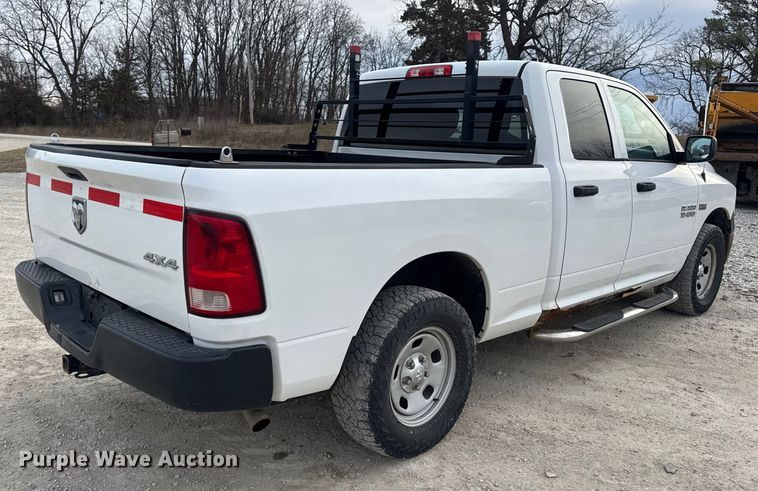 image for item EN0897 2014 RAM 1500 Ext. Cab pickup truck