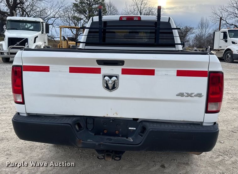 image for item EN0897 2014 RAM 1500 Ext. Cab pickup truck