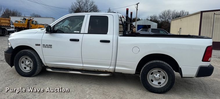 image for item EN0897 2014 RAM 1500 Ext. Cab pickup truck