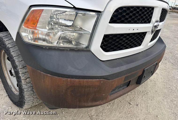 image for item EN0897 2014 RAM 1500 Ext. Cab pickup truck