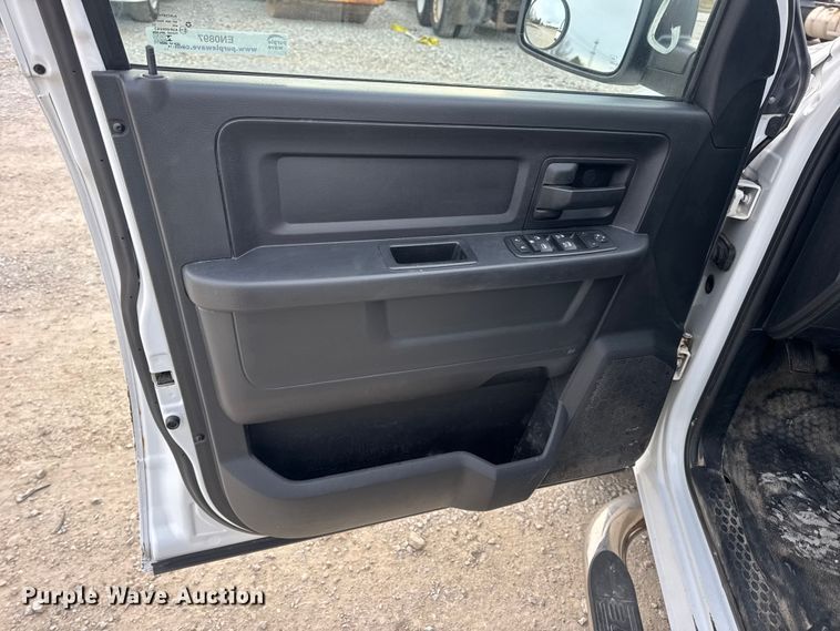 image for item EN0897 2014 RAM 1500 Ext. Cab pickup truck