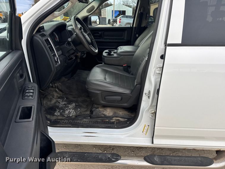 image for item EN0897 2014 RAM 1500 Ext. Cab pickup truck