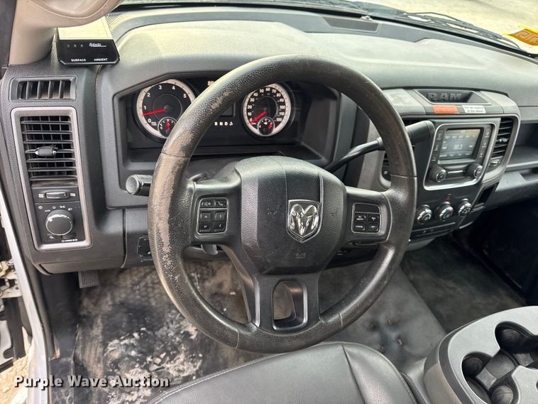 image for item EN0897 2014 RAM 1500 Ext. Cab pickup truck