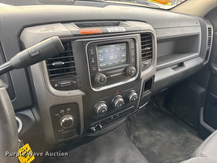 image for item EN0897 2014 RAM 1500 Ext. Cab pickup truck