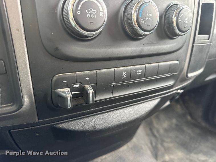 image for item EN0897 2014 RAM 1500 Ext. Cab pickup truck