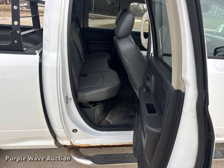 image for item EN0897 2014 RAM 1500 Ext. Cab pickup truck