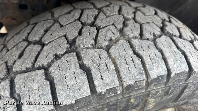 image for item EN0897 2014 RAM 1500 Ext. Cab pickup truck