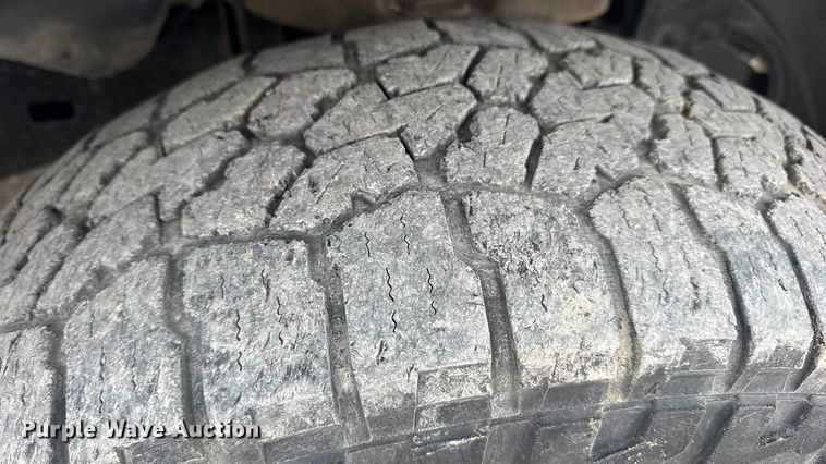 image for item EN0897 2014 RAM 1500 Ext. Cab pickup truck