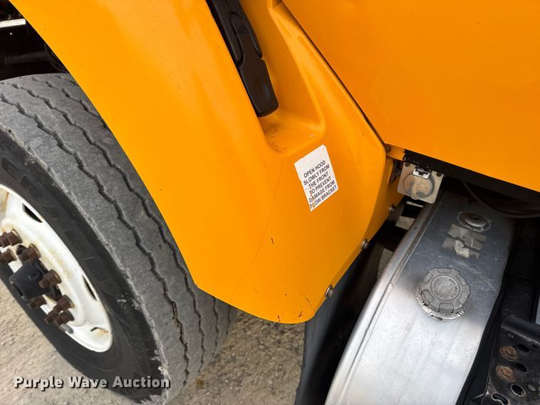 image for item EN0898 2011 International 7500 dump truck