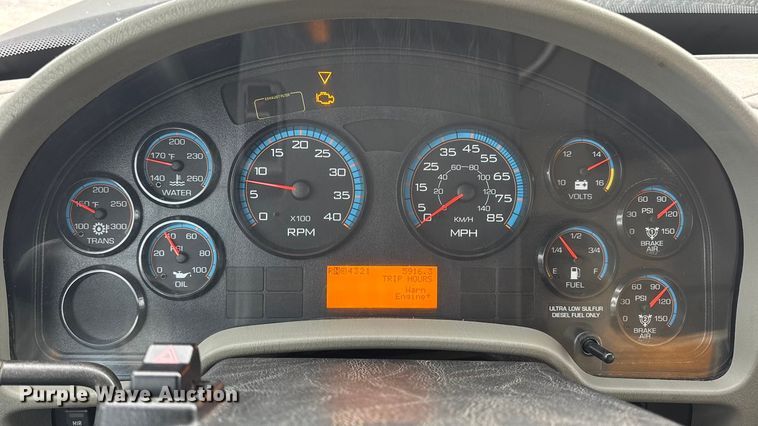 image for item EN0898 2011 International 7500 dump truck