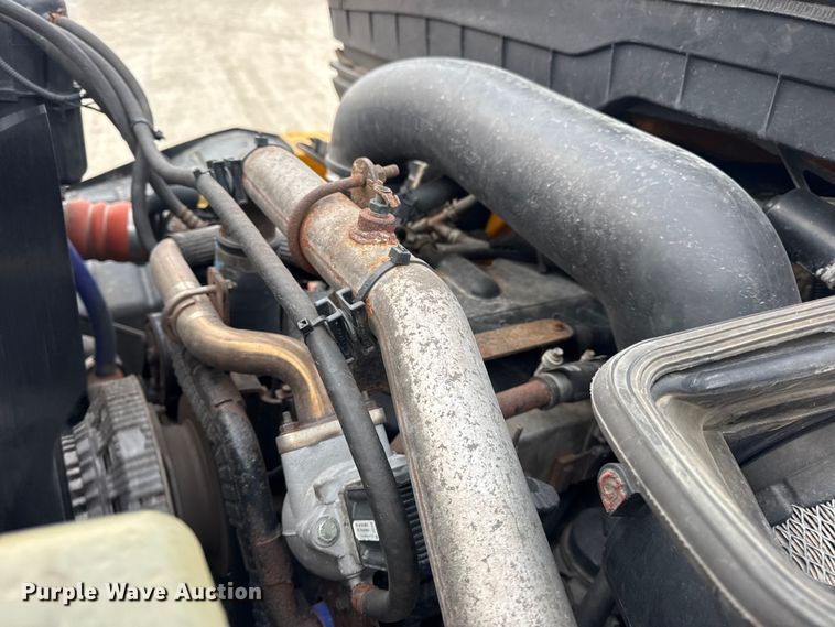 image for item EN0898 2011 International 7500 dump truck