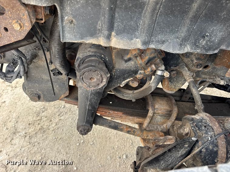 image for item EN0899 2016 International 7500 SFA dump truck