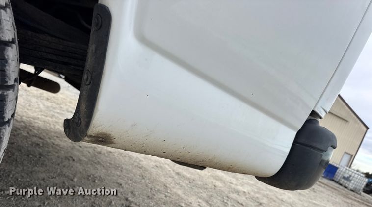 image for item EN0900 2015 Chevrolet Express 3500 van