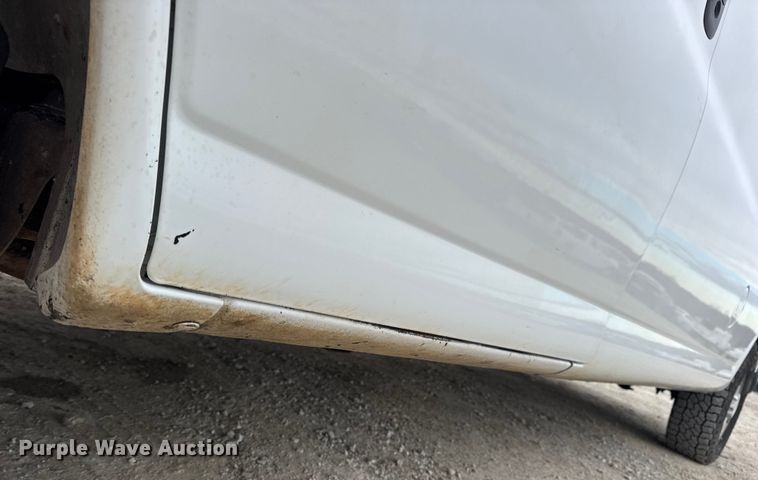 image for item EN0900 2015 Chevrolet Express 3500 van