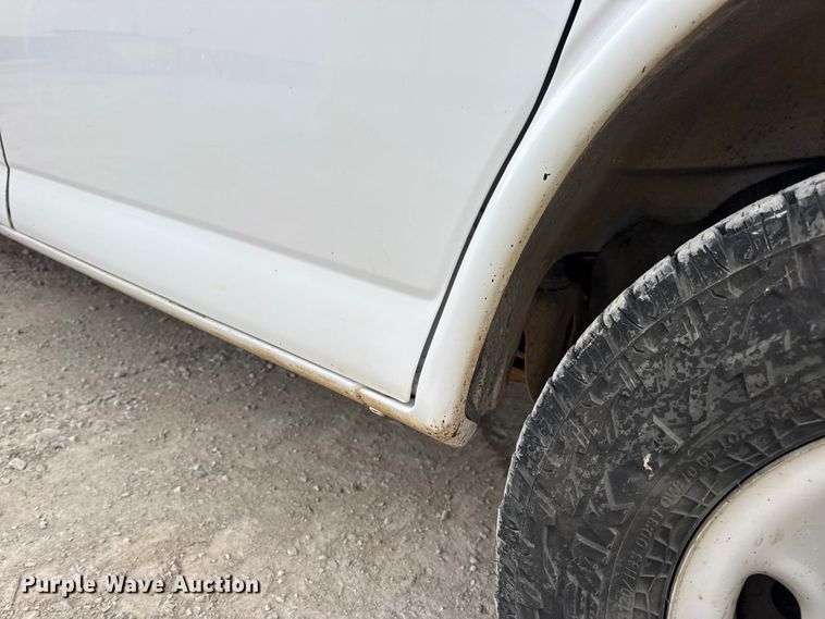 image for item EN0900 2015 Chevrolet Express 3500 van