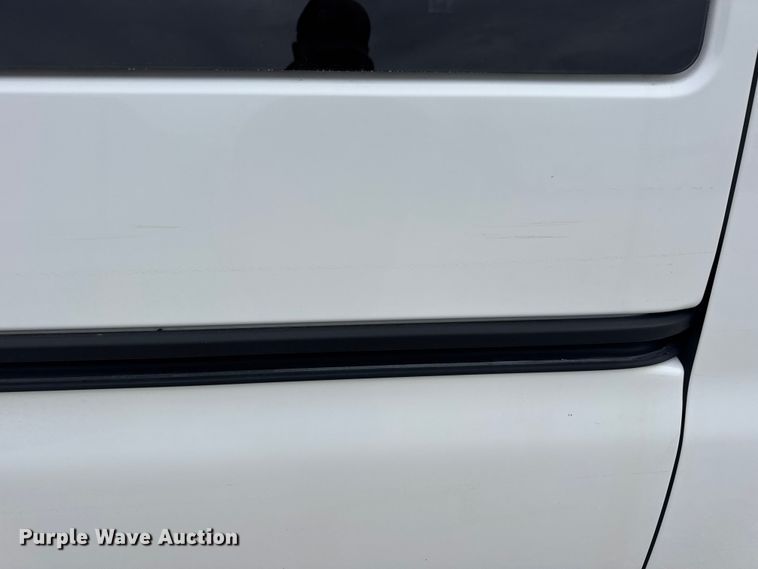 image for item EN0900 2015 Chevrolet Express 3500 van