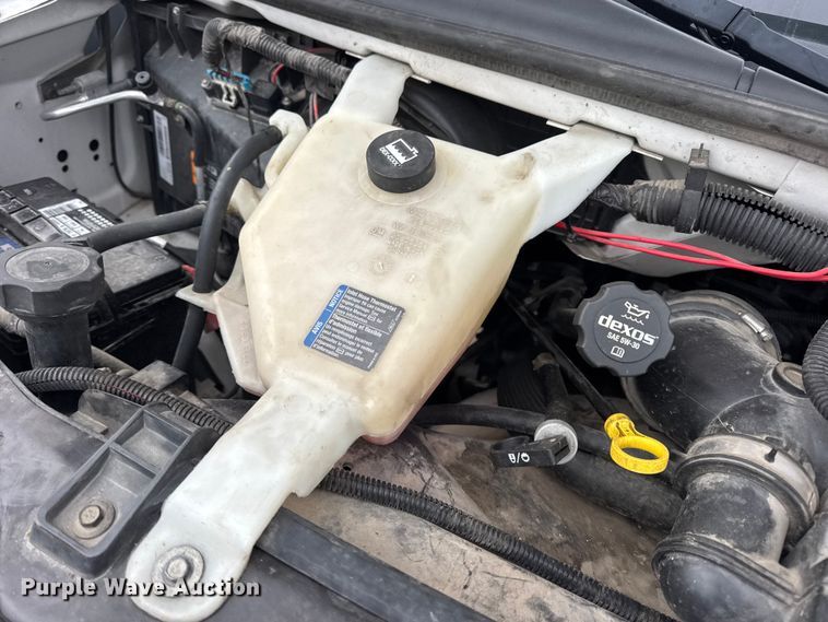 image for item EN0900 2015 Chevrolet Express 3500 van