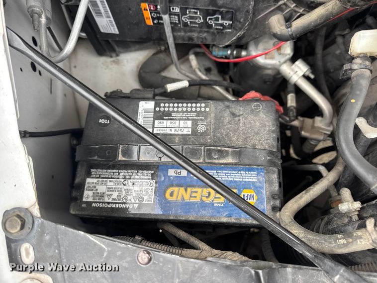 image for item EN0900 2015 Chevrolet Express 3500 van