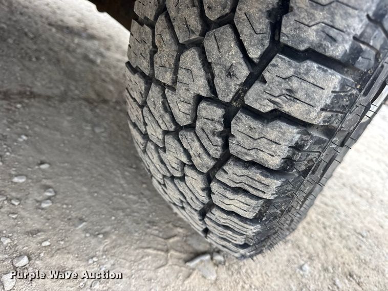 image for item EN0900 2015 Chevrolet Express 3500 van