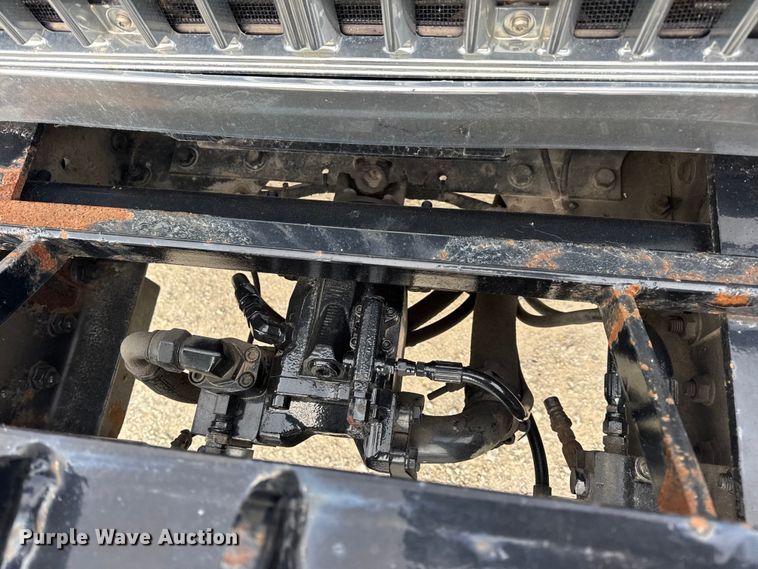 image for item EN0901 2006 International 7400 dump truck