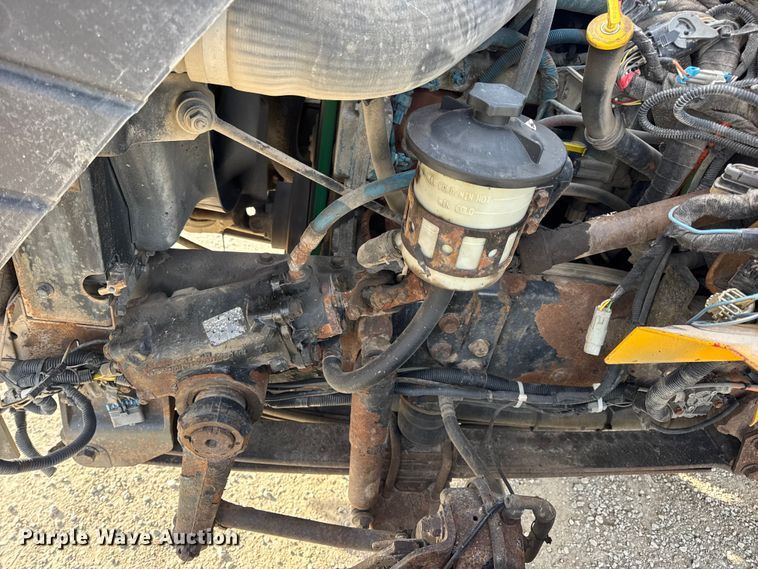 image for item EN0902 2006 International 7400 dump truck