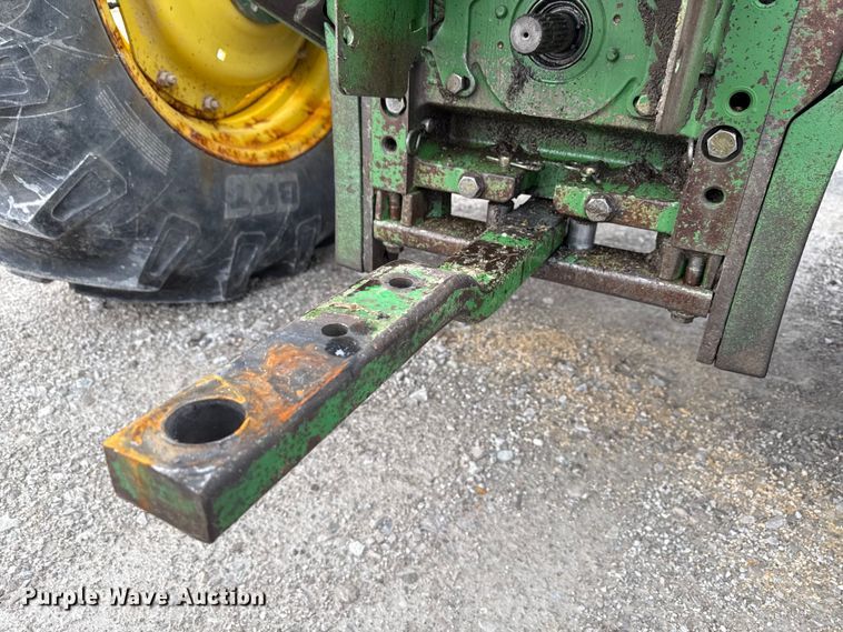 image for item EN3972 1995 John Deere 6400 tractor