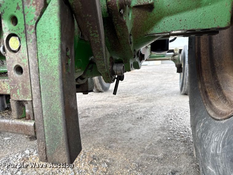 image for item EN3972 1995 John Deere 6400 tractor