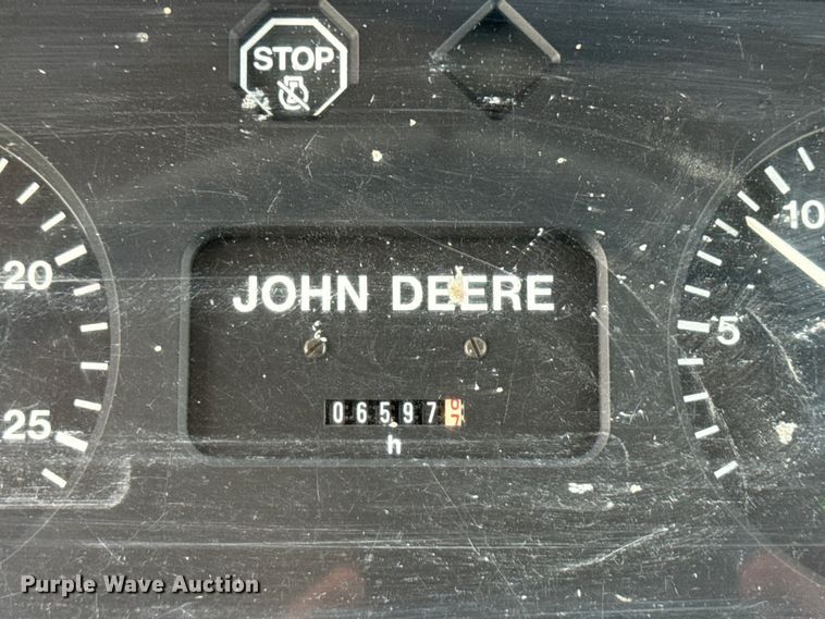 image for item EN3972 1995 John Deere 6400 tractor