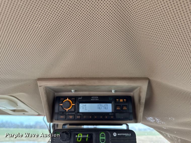 image for item EN3972 1995 John Deere 6400 tractor