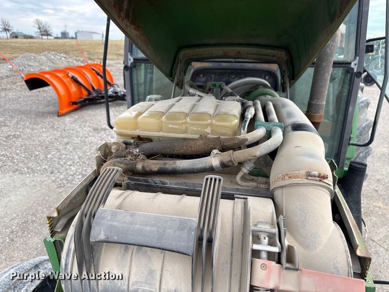 image for item EN3972 1995 John Deere 6400 tractor