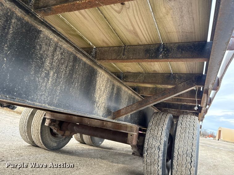 image for item EN3973 2004 Pro Stock 10225BFT equipment trailer