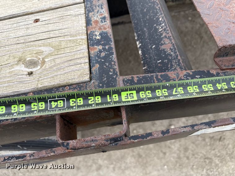 image for item EN3973 2004 Pro Stock 10225BFT equipment trailer