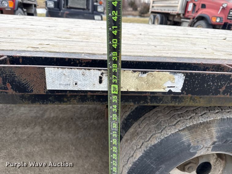 image for item EN3973 2004 Pro Stock 10225BFT equipment trailer