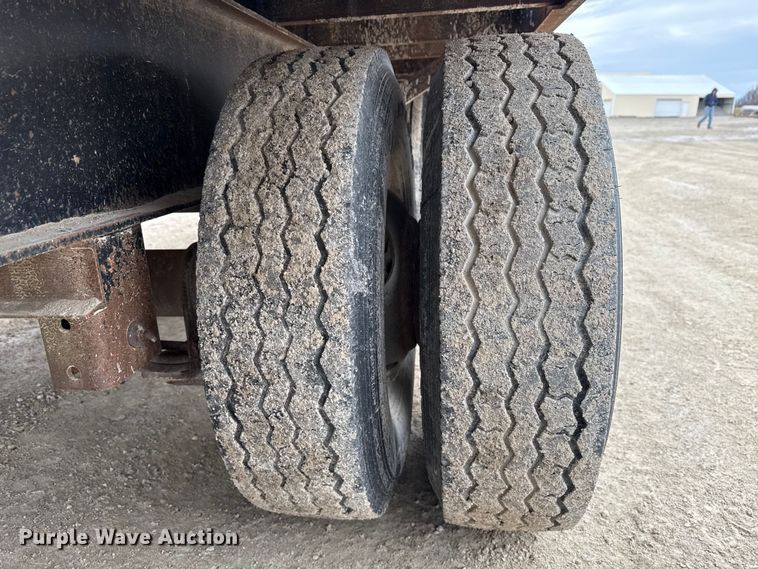 image for item EN3973 2004 Pro Stock 10225BFT equipment trailer