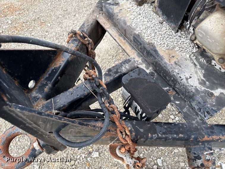 image for item EN3974 2014 Duraco 1000TT pothole patcher