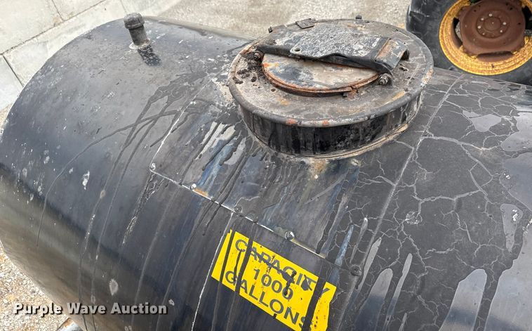 image for item EN3974 2014 Duraco 1000TT pothole patcher