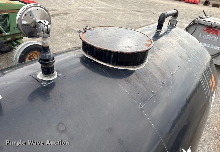 image for item EN3974 2014 Duraco 1000TT pothole patcher