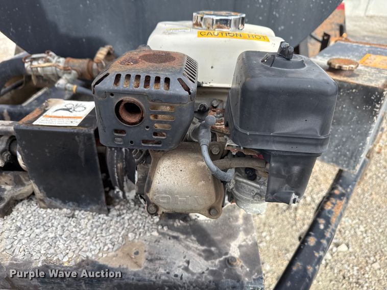 image for item EN3974 2014 Duraco 1000TT pothole patcher