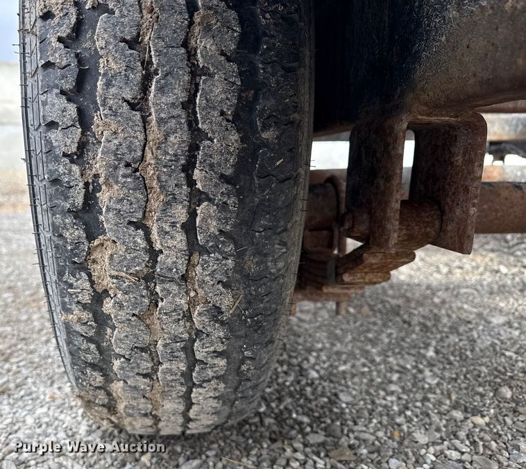 image for item EN3974 2014 Duraco 1000TT pothole patcher