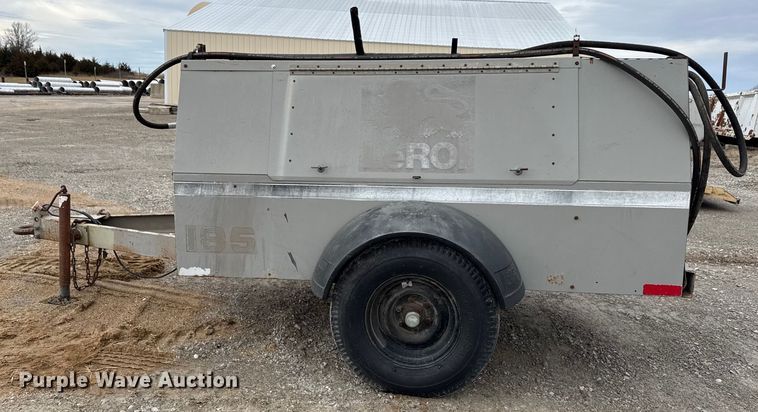 image for item EN3975 1995 LeROI Q185DJ-E air compressor