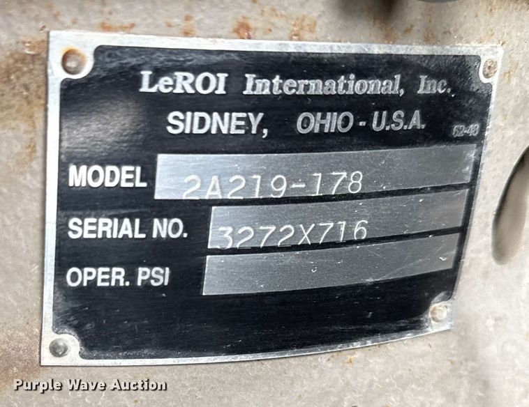image for item EN3975 1995 LeROI Q185DJ-E air compressor