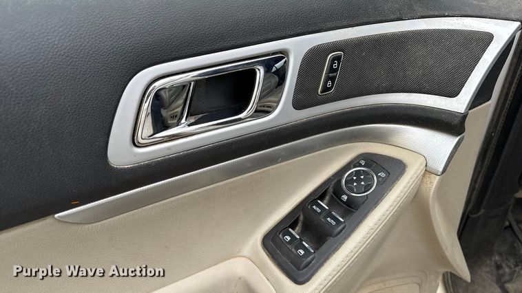 image for item EN3976 2013 Ford Explorer XLT SUV